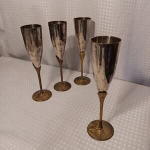 Set of 4 Brass Vtg Leaf Champagne Flutes 9.25"t x 2" Opening Made in India READ‎